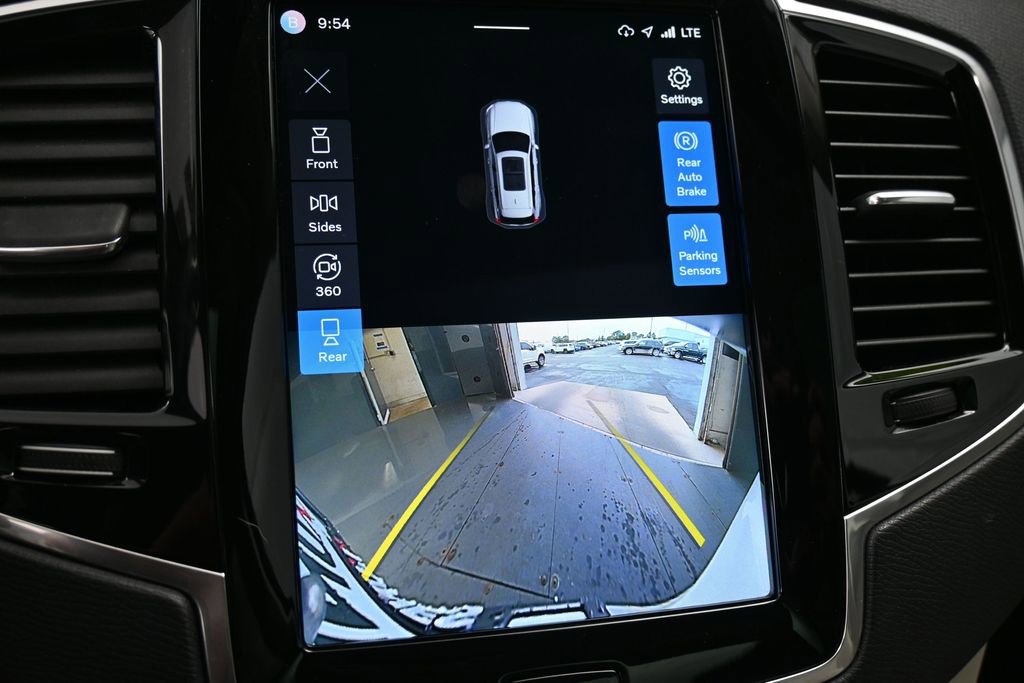 Used 2023 Volvo XC90 B6 Plus w/ Protection Package Premier AWD/4WD image 39