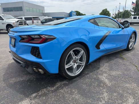 Used 2024 Chevrolet Corvette Stingray Coupe w/ 1LT RWD image 3