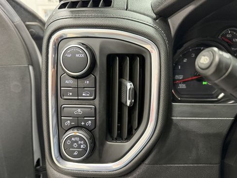 Used 2021 Chevrolet Silverado 1500 LT w/ Max Trailering Package AWD/4WD image 13