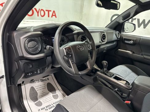Used 2023 Toyota Tacoma TRD Sport image 24