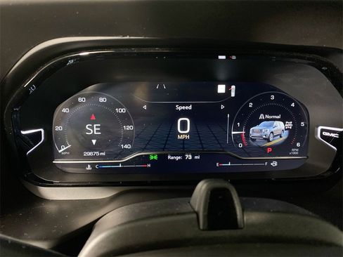 Used 2023 GMC Yukon Denali Ultimate image 15