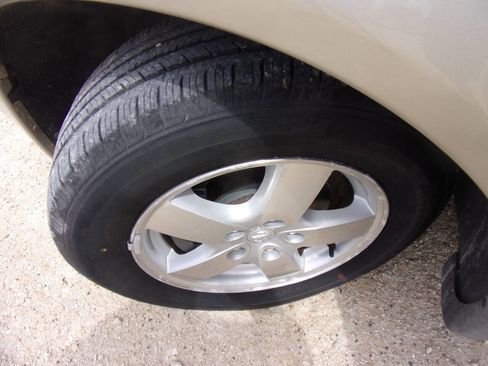 Used 2006 Dodge Grand Caravan SXT FWD image 5