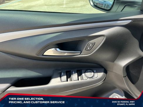 Used 2025 Buick Envista Preferred w/ Convenience I Package FWD image 22