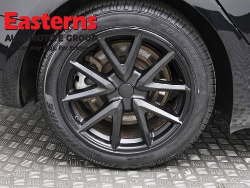 Used 2023 Tesla Model 3 Standard Range image 24