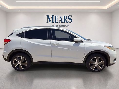 Used 2021 Honda HR-V EX image 6