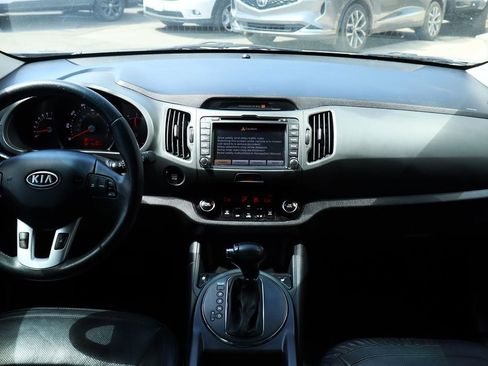 Used 2011 Kia Sportage EX w/ Premium Pkg w/Leather Seats image 32