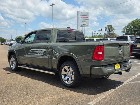 New 2026 RAM 1500 Big Horn AWD/4WD image 4