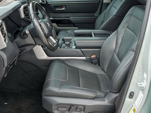 Used 2024 Toyota Tundra Limited AWD/4WD image 11