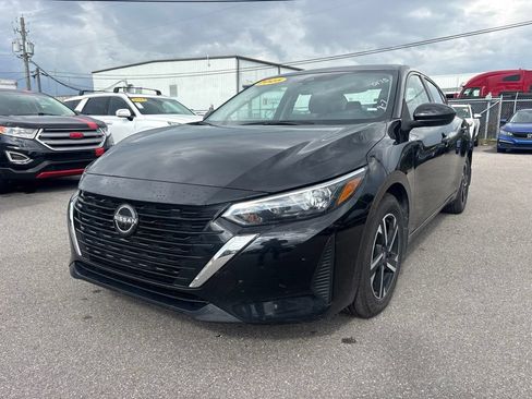 Used 2025 Nissan Sentra SV FWD image 7
