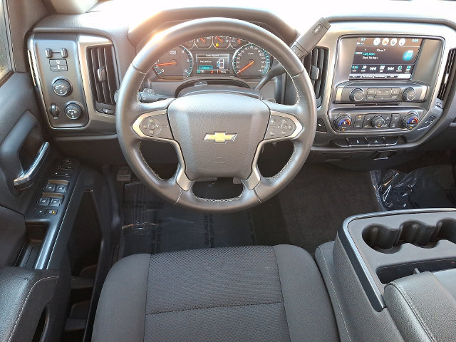 Used 2018 Chevrolet Silverado 1500 LT w/ All Star Edition AWD/4WD image 9