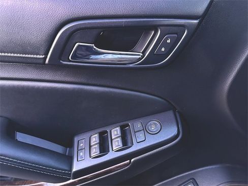 Used 2017 Chevrolet Tahoe LT image 23