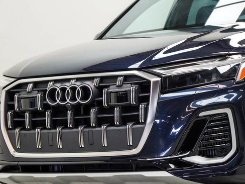 Used 2025 Audi Q7 3.0T Premium Plus AWD/4WD image 2