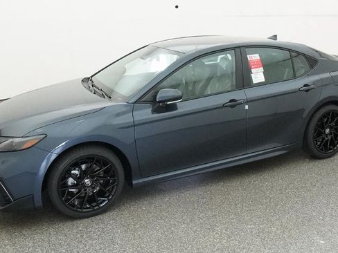 New 2026 Toyota Camry SE FWD image 2