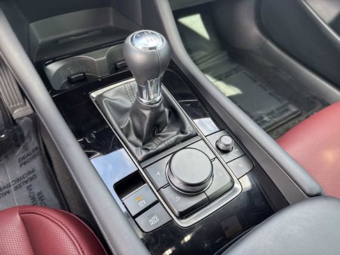 Used 2025 MAZDA MAZDA3 2.5 S Hatchback w/ Premium Pkg image 25