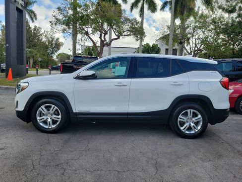 Used 2020 GMC Terrain SLE image 8