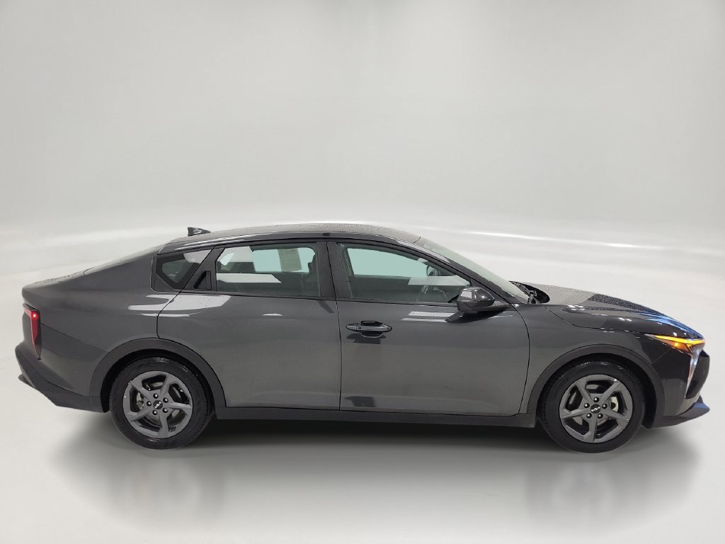 Used 2025 Kia K4 FWD image 4