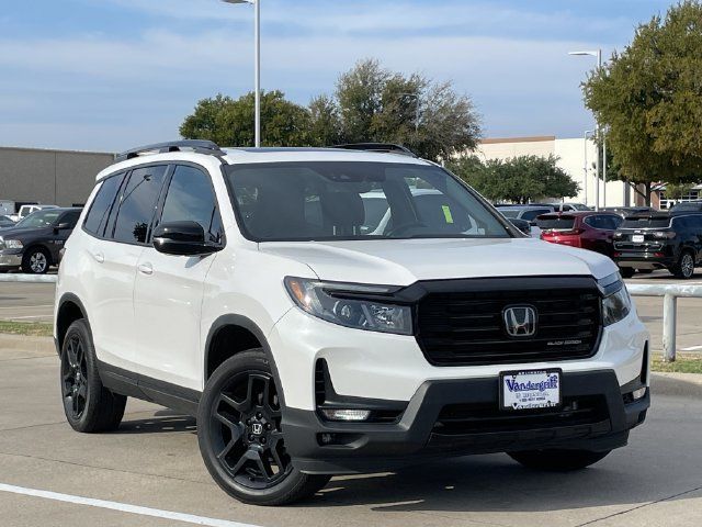 Used 2024 Honda Passport Black Edition image 2