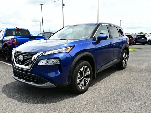 Certified 2023 Nissan Rogue SV AWD/4WD image 4