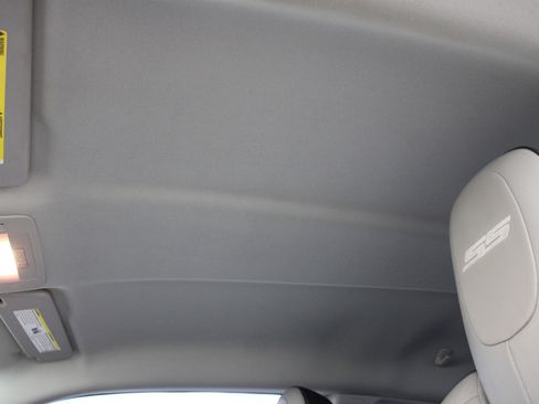 Used 2010 Chevrolet Camaro SS RWD image 22