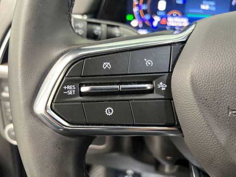 Used 2025 Chevrolet Tahoe Z71 image 46