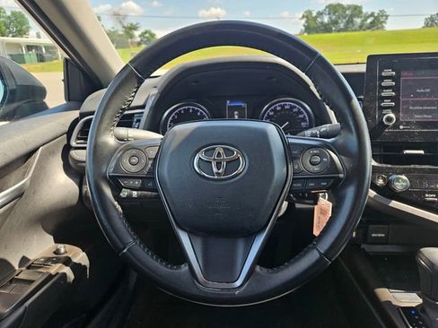 Used 2024 Toyota Camry SE FWD image 14