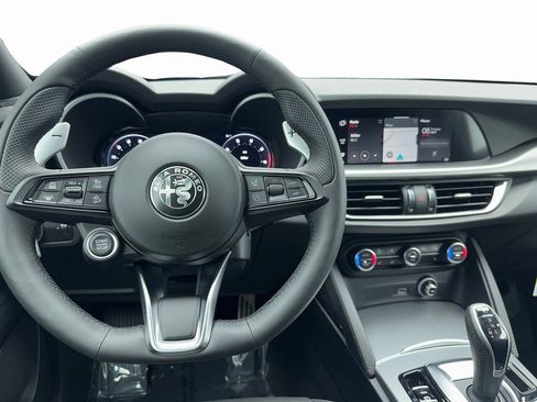 New 2025 Alfa Romeo Stelvio Sprint w/ Convenience Package image 16