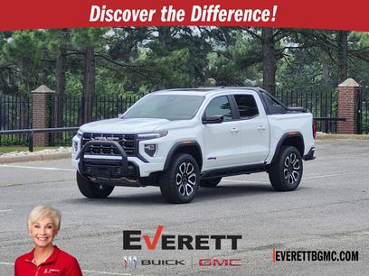 New 2025 GMC Canyon AT4 w/ Nightfall Edition