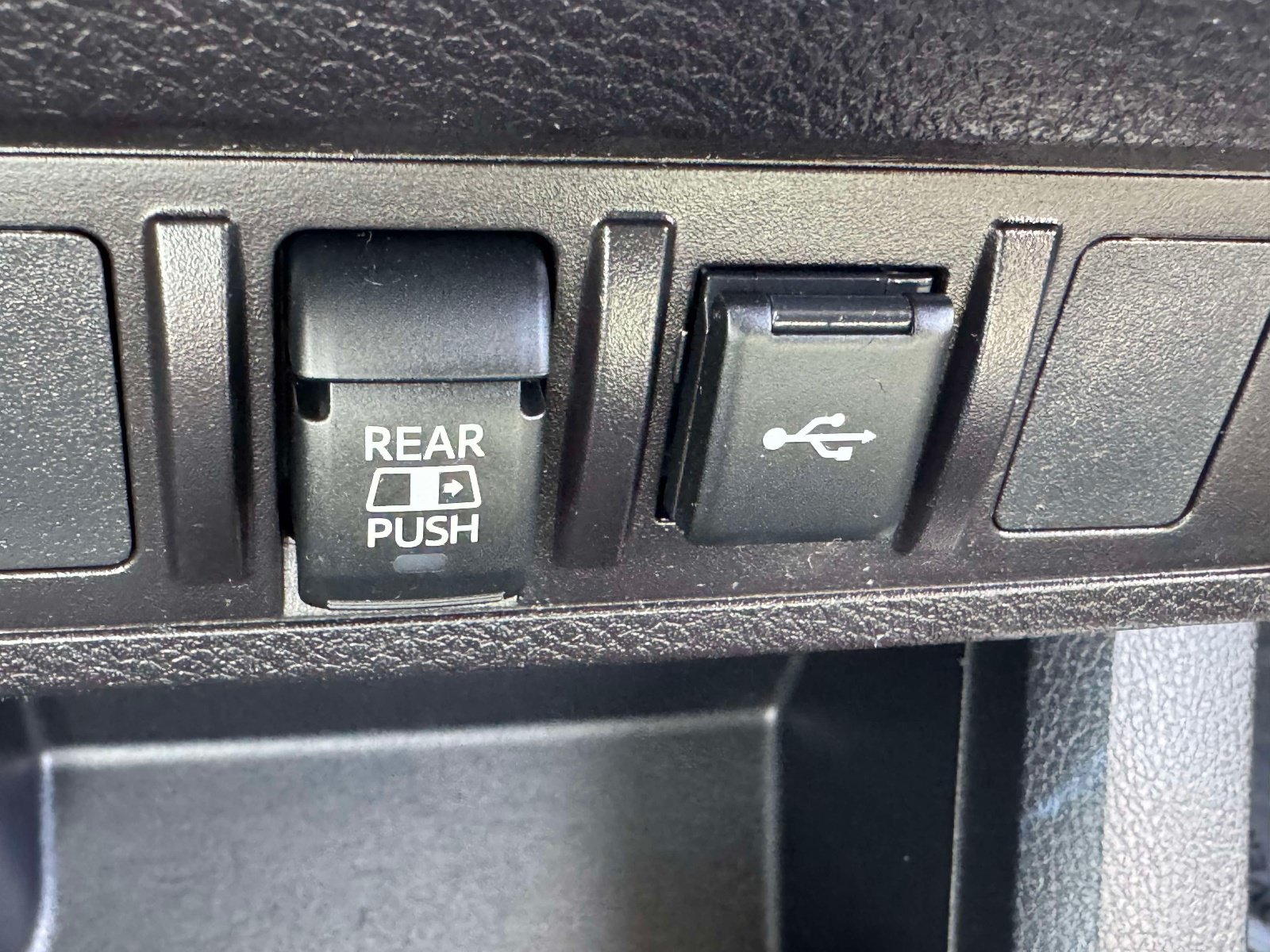 Certified 2023 Toyota Tacoma SR5 w/ Technology Package AWD/4WD image 35