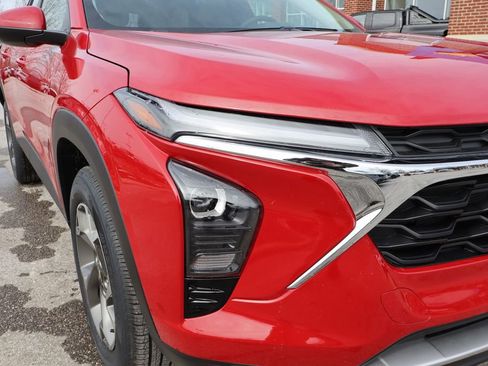 New 2026 Chevrolet Trax LT w/ Driver Confidence Package image 3