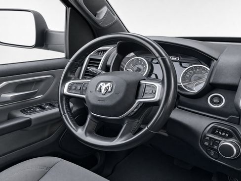 Used 2021 RAM 1500 Big Horn AWD/4WD image 18