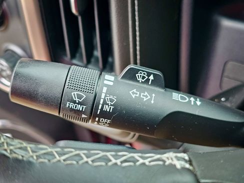 Used 2017 GMC Sierra 3500 Denali w/ Duramax Plus Package image 21