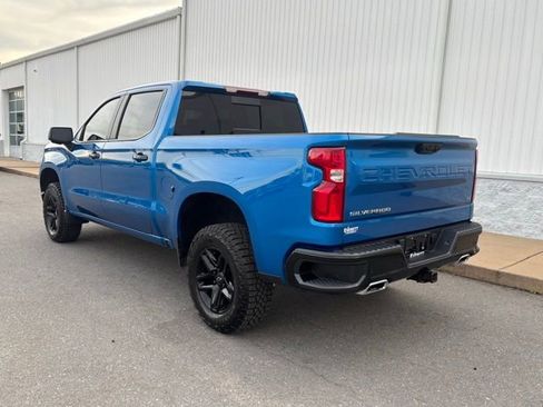 Used 2024 Chevrolet Silverado 1500 LT Trail Boss w/ Convenience Package II image 13