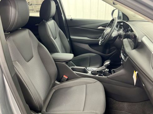 Used 2024 Buick Encore GX Preferred image 21