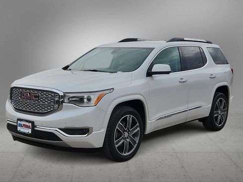 Used 2018 GMC Acadia Denali image 4