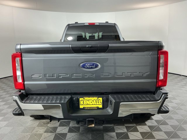 Used 2024 Ford F450 XLT w/ FX4 Off-Road Package AWD/4WD image 5