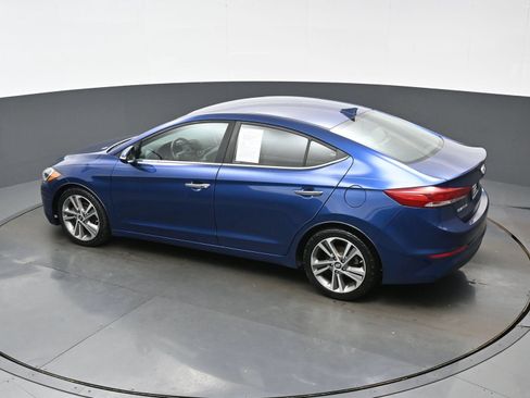 Used 2017 Hyundai Elantra Limited FWD image 32