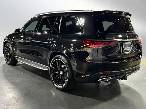 New 2026 Mercedes-Benz GLS 580 4MATIC image 5