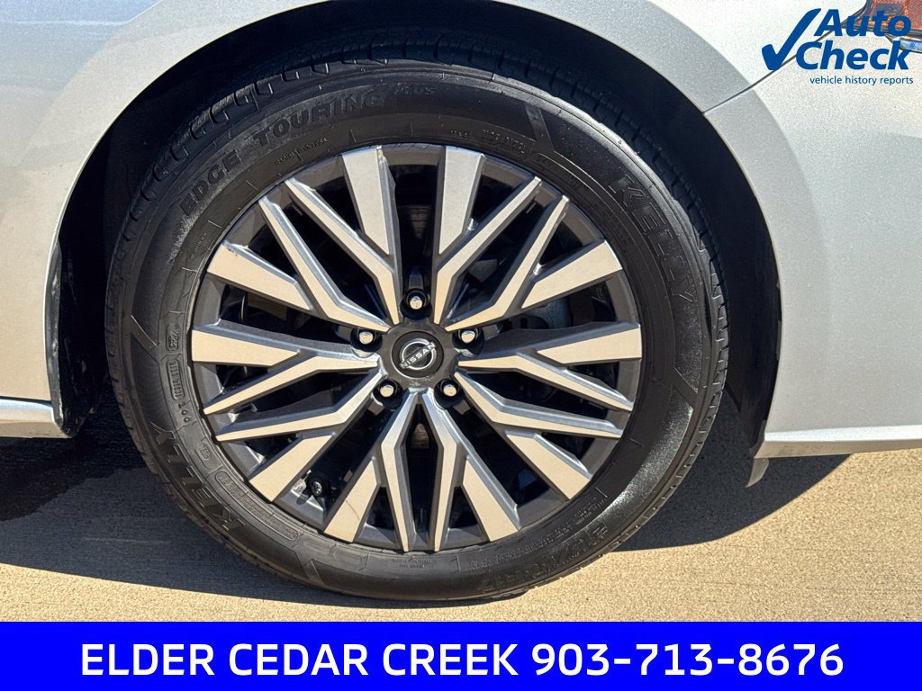 Used 2023 Nissan Altima 2.5 SV FWD image 10