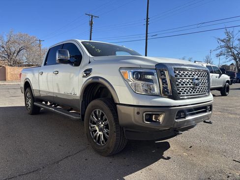 Used 2018 Nissan Titan Platinum Reserve w/ Platinum Utility Package image 2