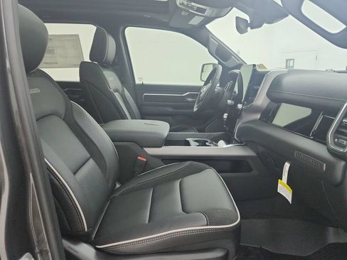 New 2026 RAM 1500 Laramie w/ Night Edition AWD/4WD image 32