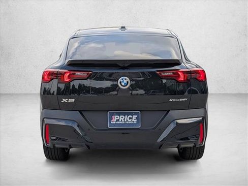 Used 2026 BMW X2 xDrive28i AWD/4WD image 6