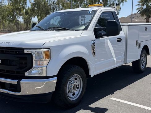 Used 2021 Ford F250 XL w/ Power Equipment Group RWD image 1