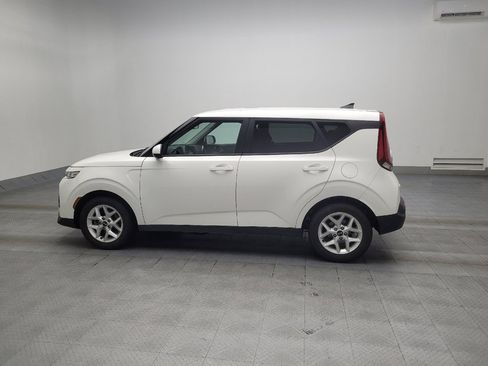 Used 2021 Kia Soul S image 3