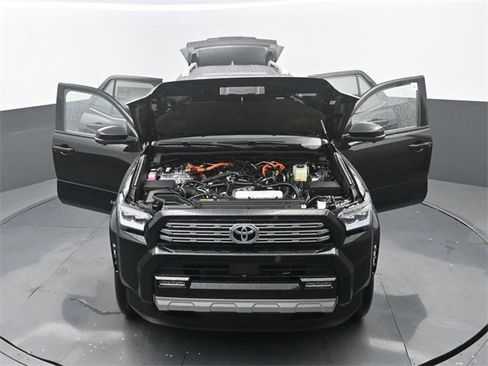 New 2026 Toyota 4Runner Limited image 34