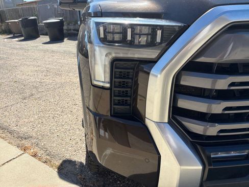 Used 2022 Toyota Tundra Limited image 32