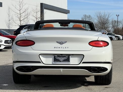 Used 2021 Bentley Continental GT image 8