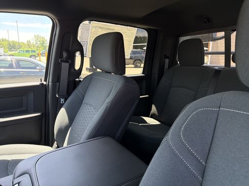 Used 2025 RAM 3500 Tradesman AWD/4WD image 30
