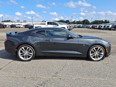 Used 2018 Chevrolet Camaro SS image 13