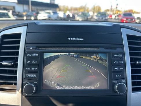 Used 2019 Nissan Frontier PRO-4X image 17