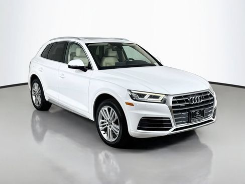Used 2018 Audi Q5 2.0T Premium Plus w/ Premium Plus Package AWD/4WD image 3